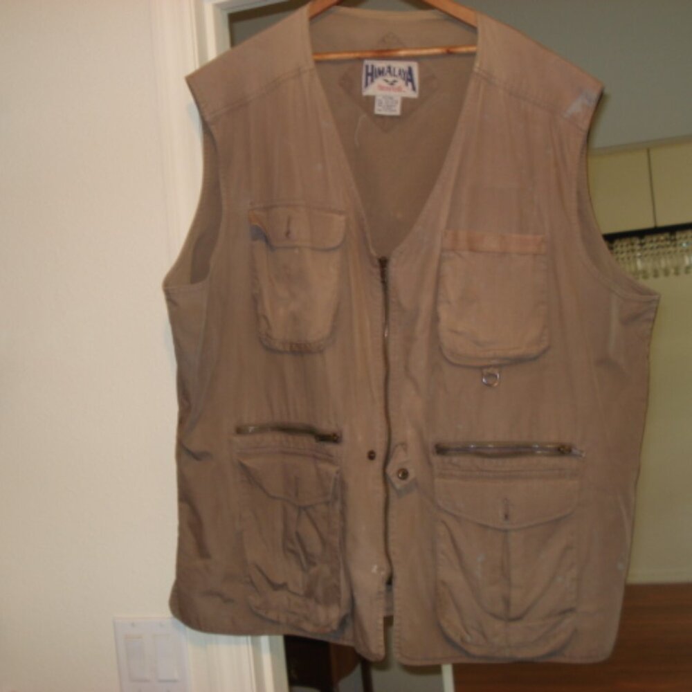 Man's Hunting Vest size 3X Big